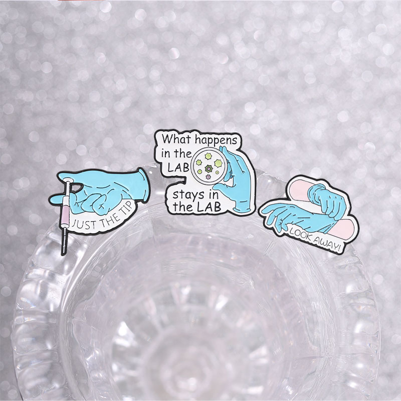 Urocze emaliowane przypinki z  – Science Buddies recenzja i cena